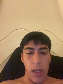 Snapshot of BadboyXXXMZ chatting on March 8, 2026, 5:44 am BadboyXXXMZ online show from March 8, 2026, 5:44 am