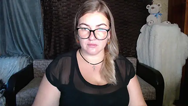 NikaSkylink online show from October 21, 2025, 3:51 am