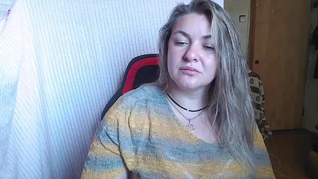 NikaSkylink online show from April 17, 2026, 4:26 am