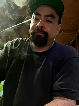 Jonathanfrom420 online show from September 9, 2025, 5:01 pm