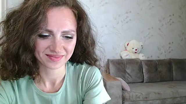 Amber Carrol online show from April 19, 2026, 6:10 pm