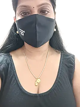 shivani27 online show from September 22, 2025, 5:59 pm