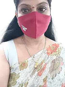 shivani27 online show from October 4, 2025, 8:40 pm