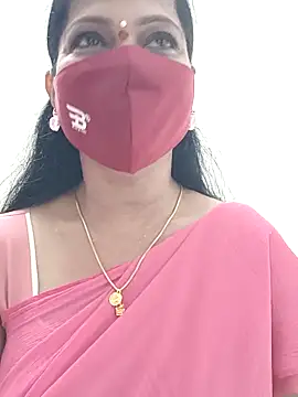 shivani27 online show from November 11, 2025, 12:49 pm