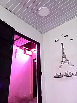 translatina777 online show from November 22, 2025, 1:26 am