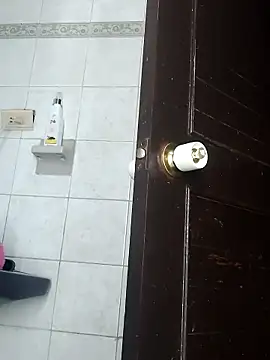 AntonelaMorriz online show from January 7, 2026, 8:28 am