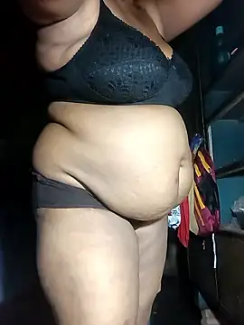 Nude-Priya2 online show from April 15, 2026, 9:38 am