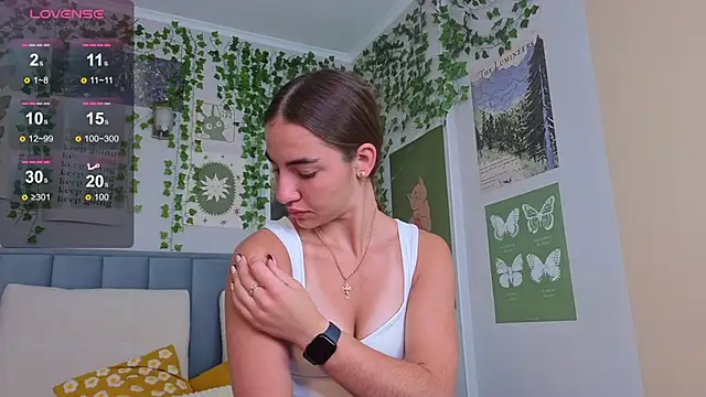 Ashley Pierce online show from November 8, 2025, 4:12 am