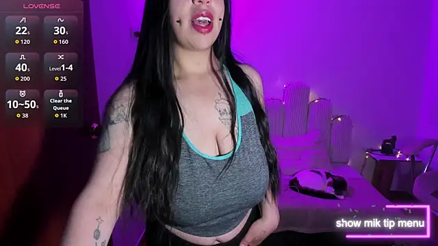 megan foz online show from September 17, 2025, 6:20 pm