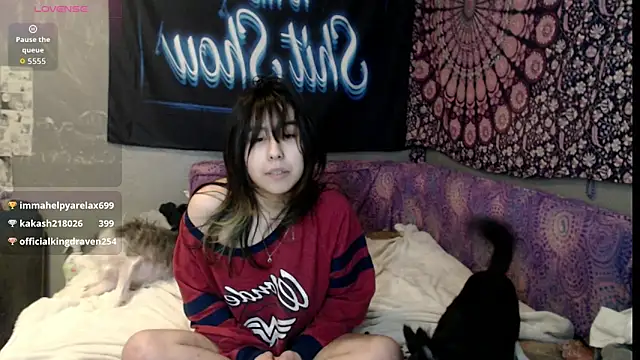 London Ray online show from September 21, 2025, 6:48 am