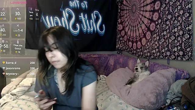 London Ray online show from September 25, 2025, 9:02 am