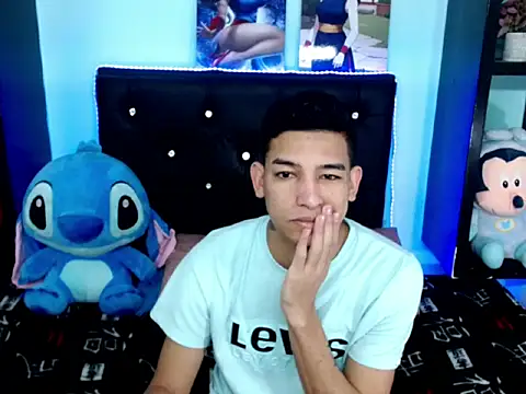 x oliver x online show from November 20, 2025, 3:50 am