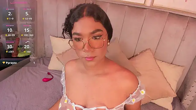 Seshat Hitt online show from November 14, 2025, 4:22 am