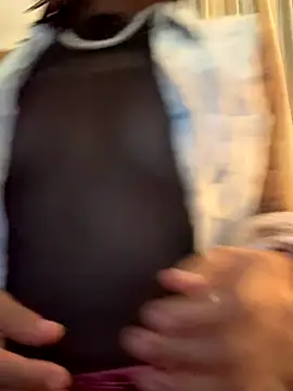 Nia Desire online show from September 20, 2025, 6:58 am