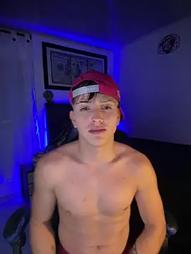 Justin trevor1 online show from April 18, 2026, 4:05 am