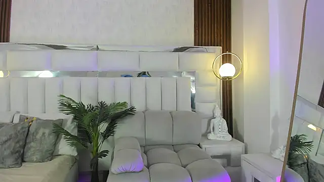 im kasumi online show from December 18, 2025, 1:06 pm