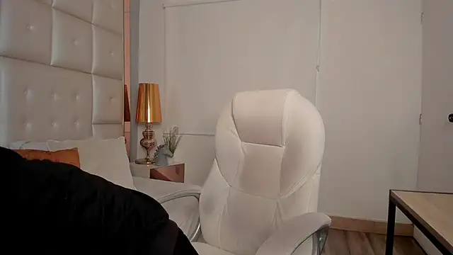 dark sun302 online show from September 18, 2025, 9:17 pm