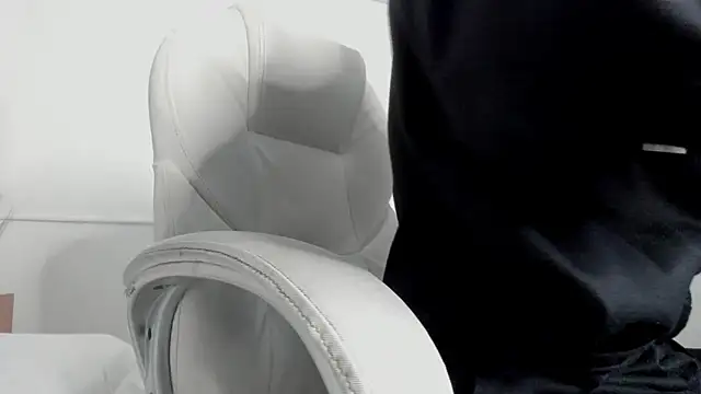 dark sun302 online show from September 21, 2025, 8:54 pm