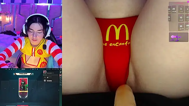 Snapshot of NicoleFerrel chatting on June 8, 2026, 3:12 pm NicoleFerrel online show from June 8, 2026, 3:12 pm
