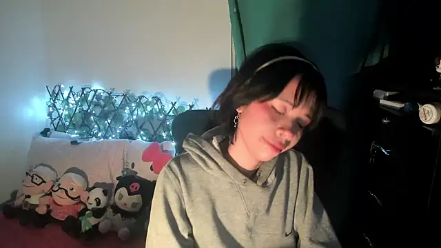 dolliette24 online show from September 24, 2025, 2:15 am