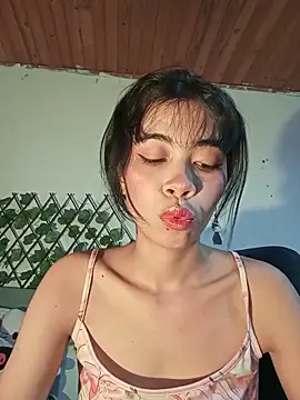 Snapshot of dolliette24 chatting on June 16, 2026, 1:36 pm dolliette24 online show from June 16, 2026, 1:36 pm