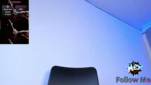 CLAIRE EMPIRE online show from January 15, 2026, 7:13 am