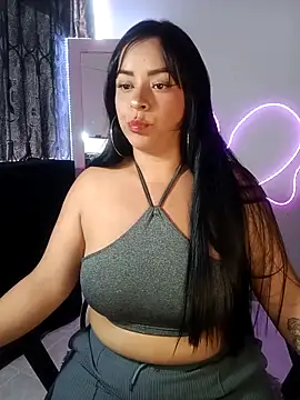 Danniela20 online show from September 21, 2025, 7:04 pm