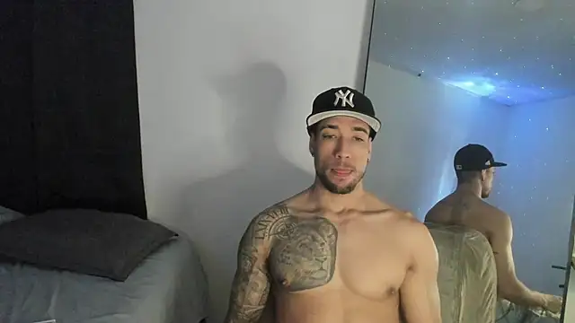 ThiagoLugo online show from February 2, 2026, 1:48 am