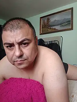 Snapshot of romiroom chatting on July 1, 2026, 10:09 pm romiroom online show from July 1, 2026, 10:09 pm