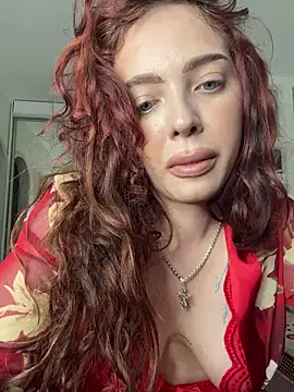 Hannah xBaby online show from October 26, 2025, 1:28 pm