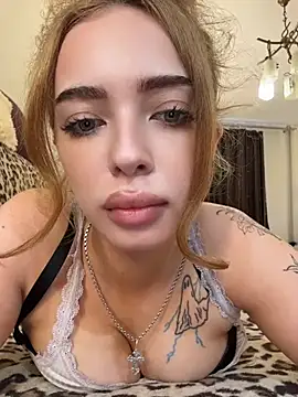 Hannah xBaby online show from June 23, 2026, 1:09 pm
