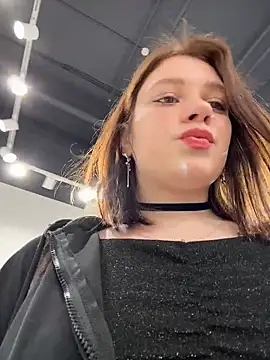 lucy-joy online show from February 19, 2026, 11:28 am