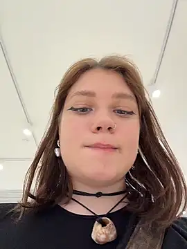 Snapshot of lucy-joy chatting on May 18, 2026, 9:15 am lucy-joy online show from May 18, 2026, 9:15 am