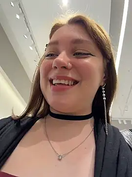 Snapshot of lucy-joy chatting on June 5, 2026, 9:26 am lucy-joy online show from June 5, 2026, 9:26 am