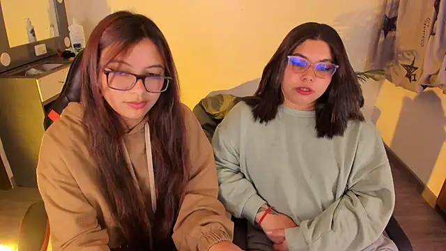 Verolake online show from December 19, 2025, 1:34 am