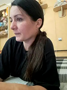 simpledi online show from October 10, 2025, 9:08 am