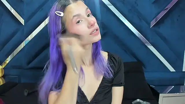 barbieambar online show from September 26, 2025, 8:24 pm