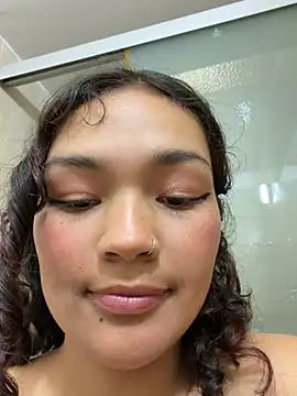 Camilla Miller01 online show from April 18, 2026, 7:07 pm