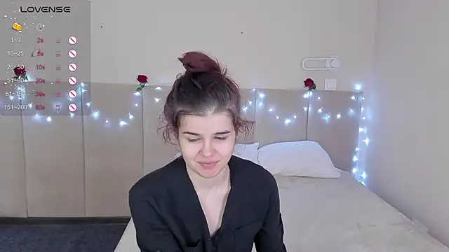 Infinity Ti online show from April 21, 2026, 2:04 am