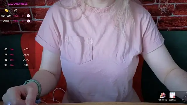 CitrusBlissss online show from January 13, 2026, 4:07 am