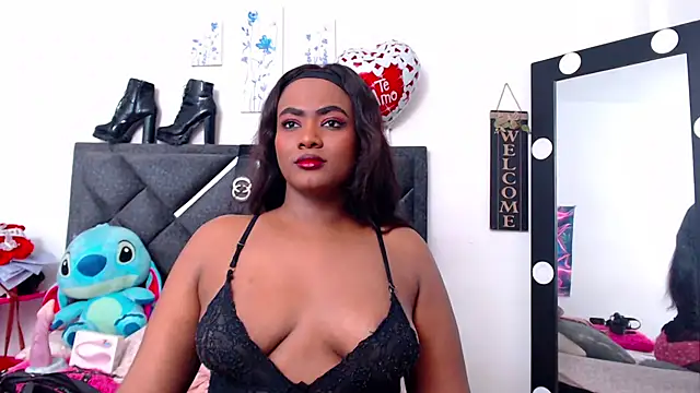 NatashaBella online show from October 18, 2025, 5:32 am