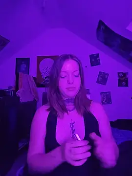 Amatrice X online show from June 8, 2026, 8:31 pm