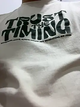 ErosVale online show from October 6, 2025, 6:33 am