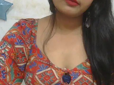 POOJA 199 online show from February 4, 2026, 9:04 am