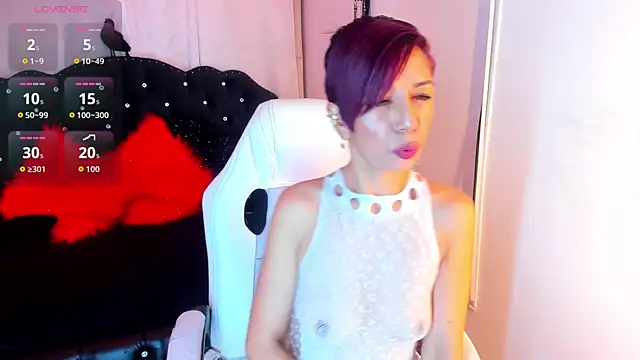 Trinityy   online show from November 17, 2025, 6:03 pm