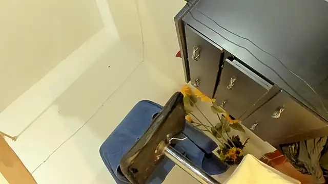 BrandyQueenx online show from November 5, 2025, 5:29 am