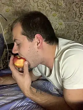 sal0mka online show from October 2, 2025, 8:05 pm