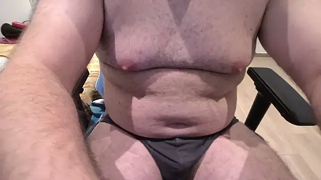 fabi0xx2 online show from June 27, 2026, 1:39 pm