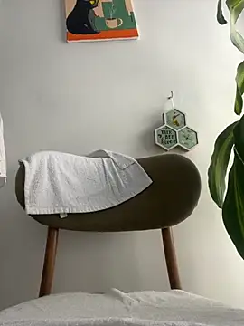 salome Bri online show from September 21, 2025, 2:19 pm