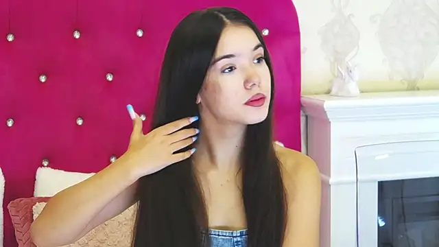 AlexisDevine online show from October 13, 2025, 4:23 am